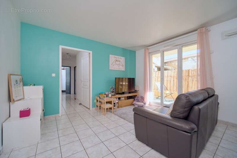 Appartement à SAINT-ANDRE-DE-CORCY