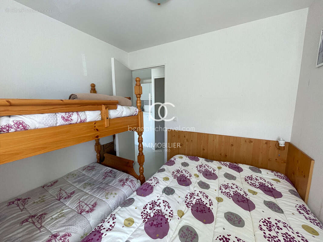 ARZON PORT CROUESTY - Appartement T2 vue port avec piscine ! - photo 5
