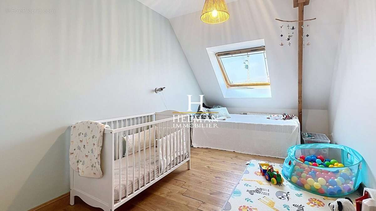 Maison 170 m² à Moulle  - photo 9