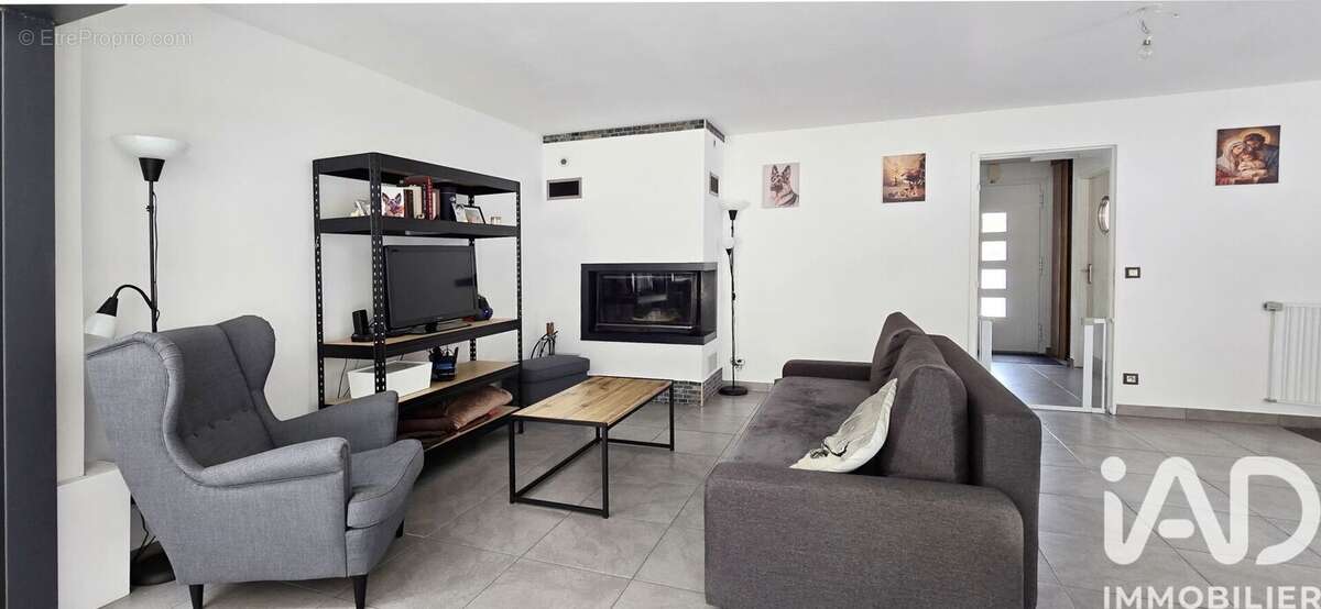 Photo 4 - Maison à BAILLY-ROMAINVILLIERS