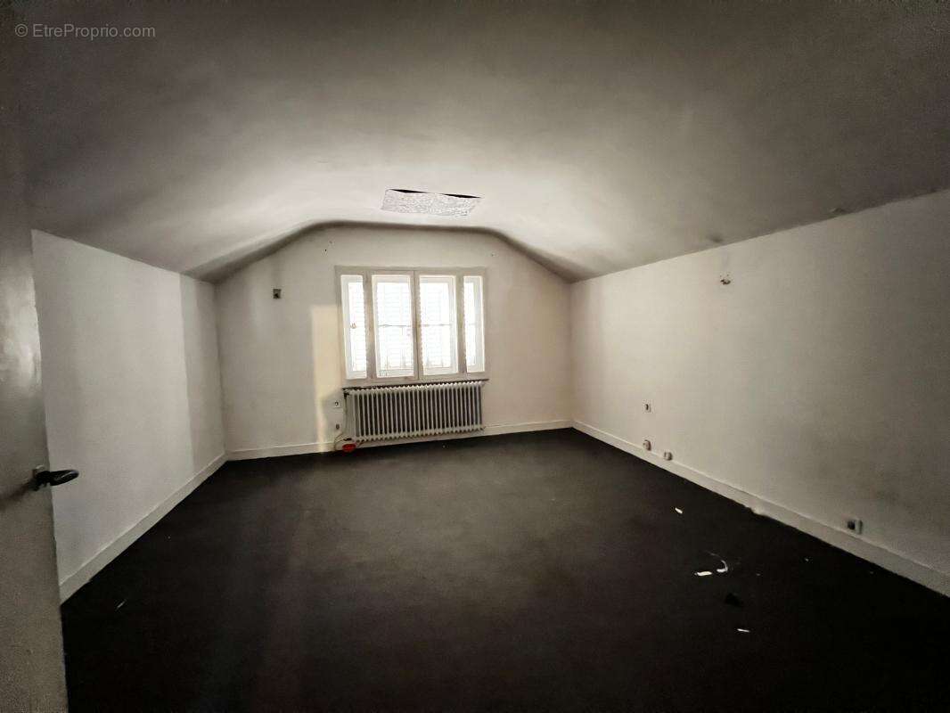 Maison à FRANCHEVILLE