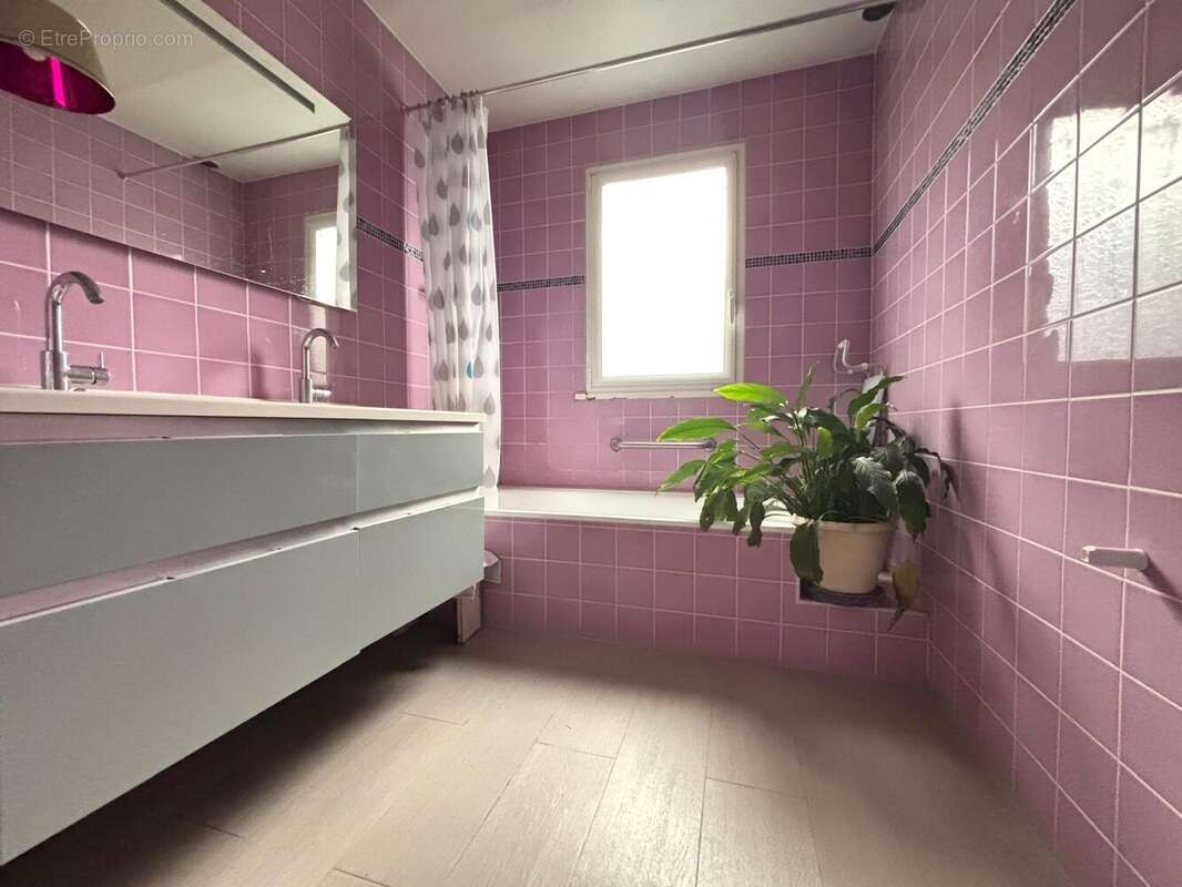 Maison à SAINTRY-SUR-SEINE