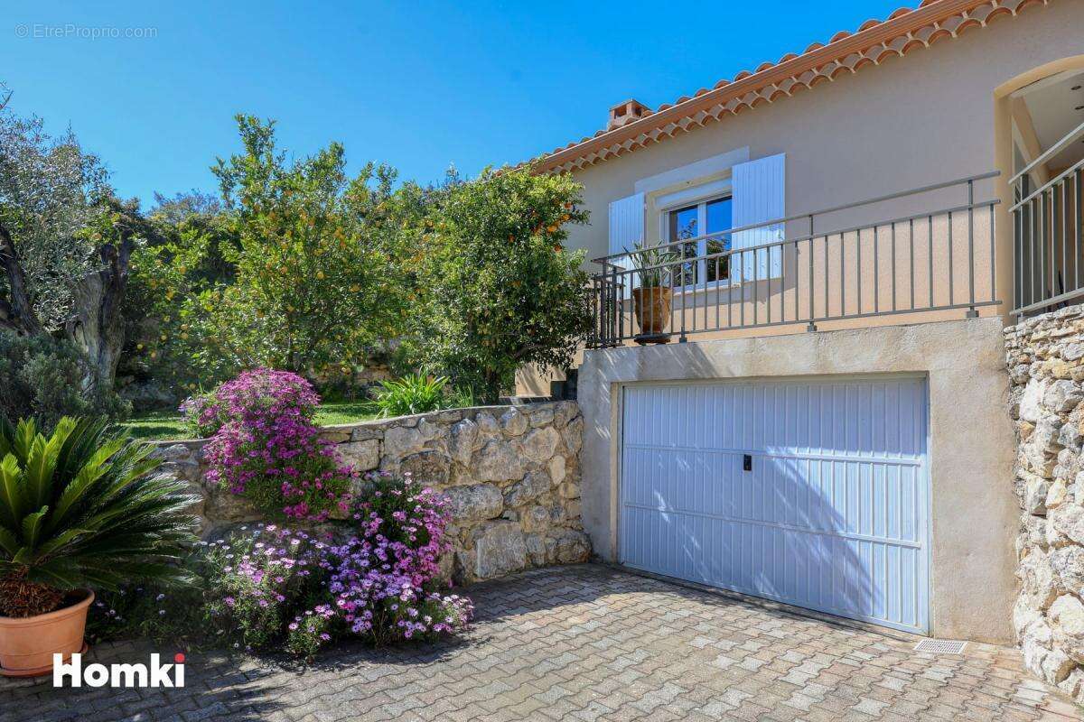 Maison à LA CADIERE-D'AZUR