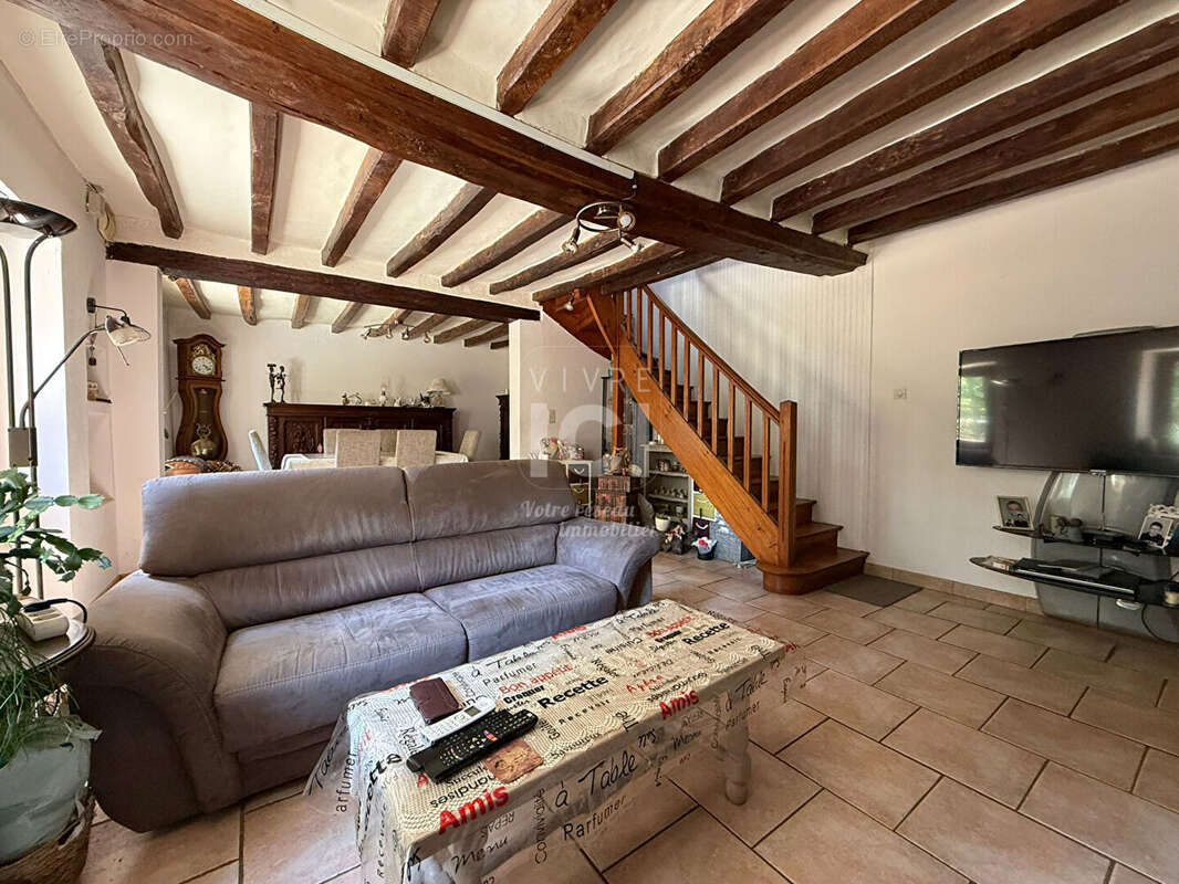 Maison Bauge En Anjou 6 pièce(s) 95 m2 - photo 13
