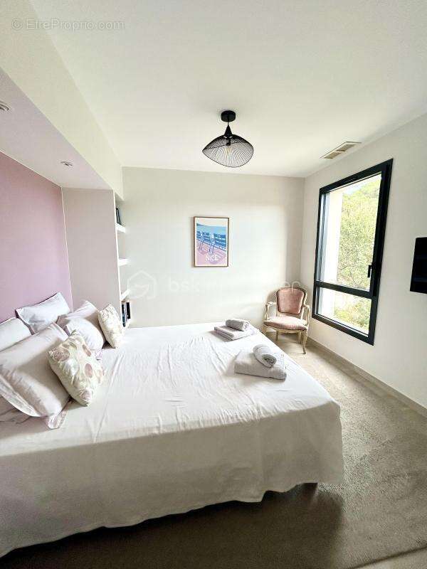 Grimaud, Villa d'Architecte en pleine nature, 200m2, 5 chambres - photo 11
