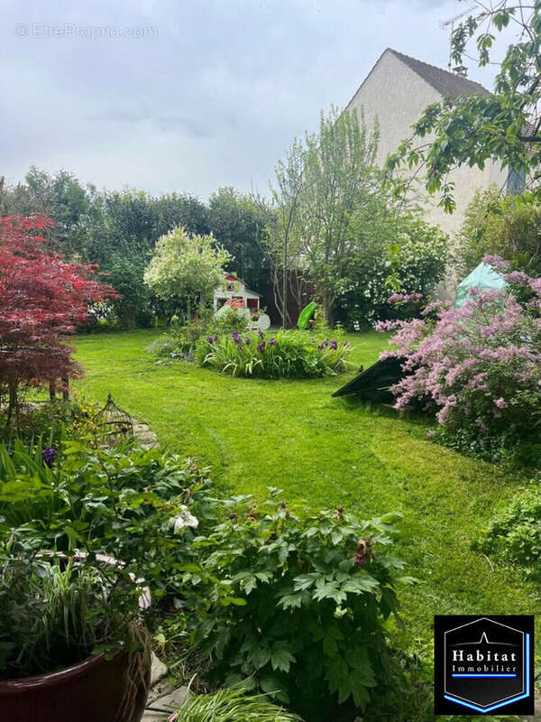 Maison à MOUSSY-LE-NEUF