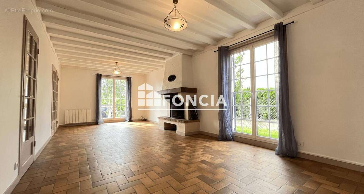 Maison à LUISANT