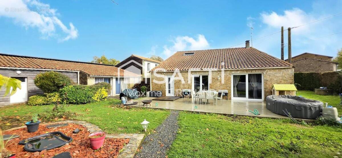 Photo 1 - Maison à ANTIGNY