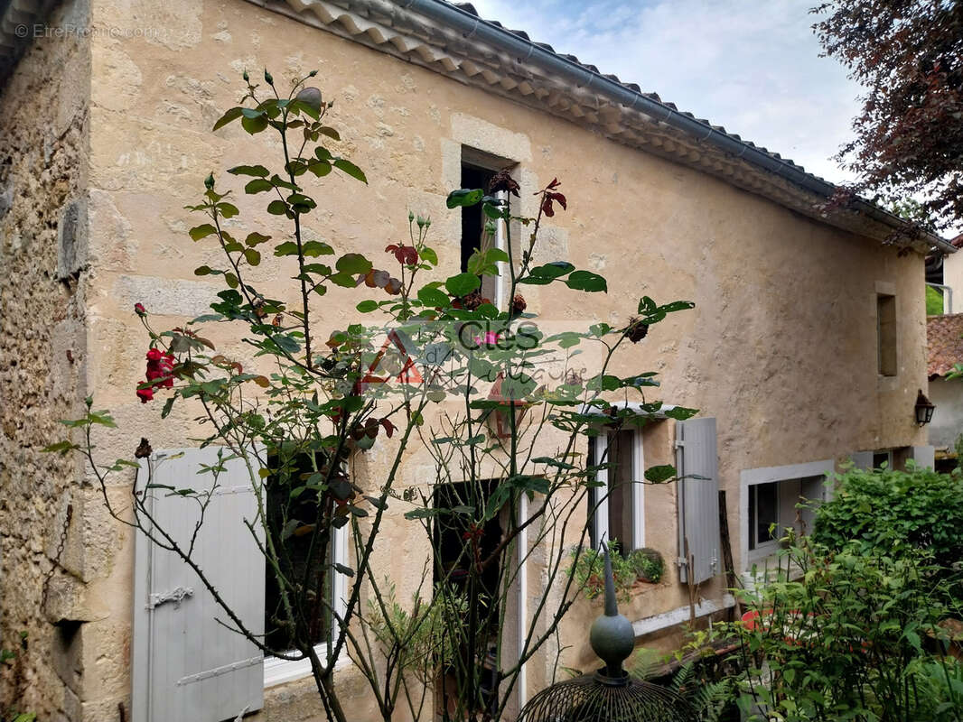 Maison à CADILLAC