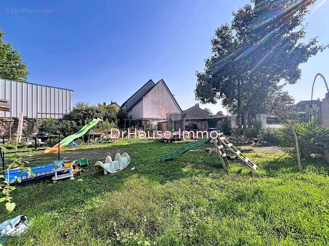 Maison à CHATEAU-LA-VALLIERE