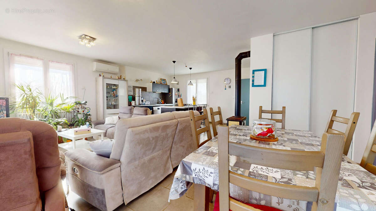 Maison à CHATEAU-GAILLARD