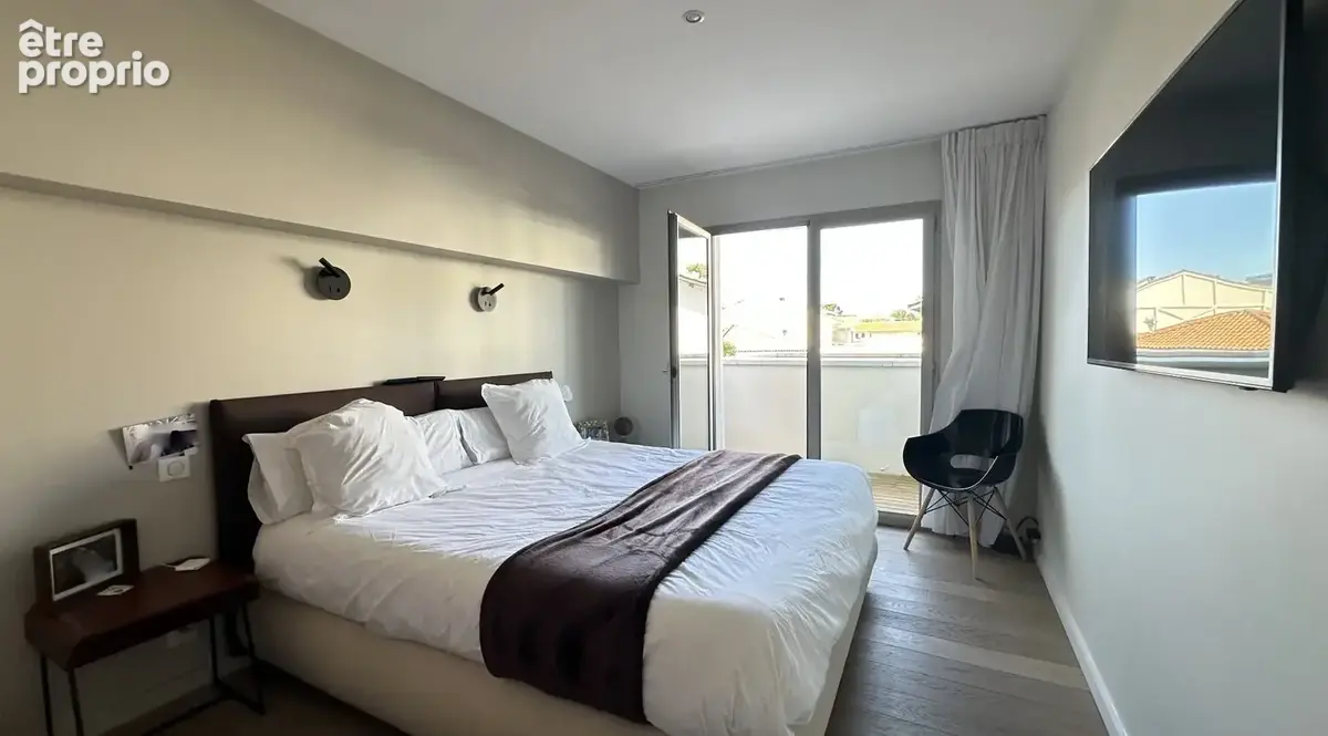 Centre Ville Hossegor, emplacement exceptionnel, appartement de 100m2 avec terrasse de 55 m2 - photo 16