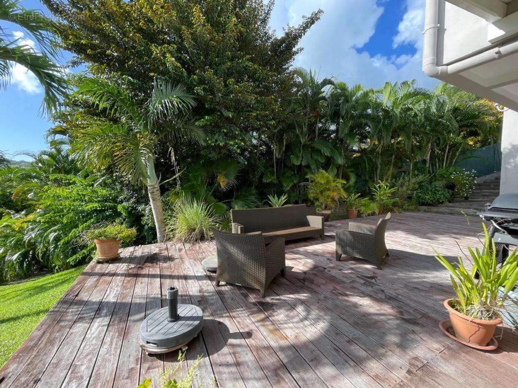 Maison à SCHOELCHER