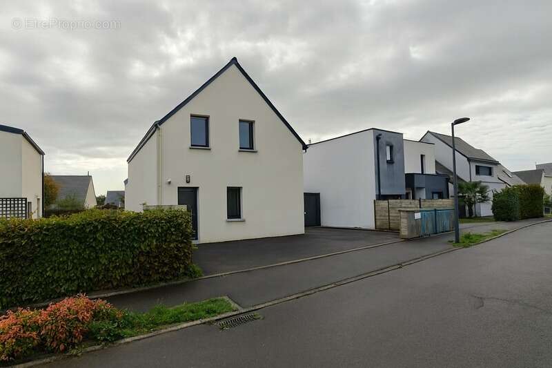 Maison à SAINT-ARMEL