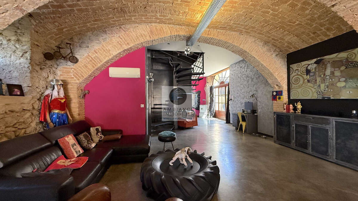 Appartement à LIVRON-SUR-DROME