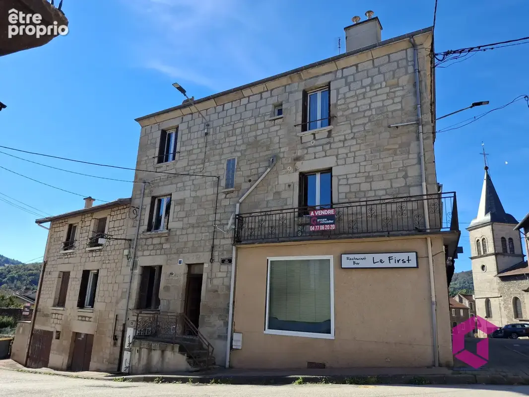 Appartement à UNIEUX