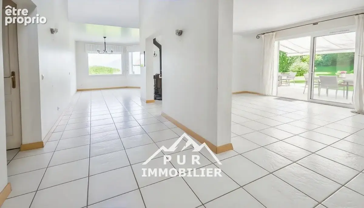 Maison 6 pièces 206 m² à vendre à Pers-Jussy (74930) - photo 7