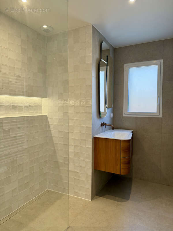 Maison achevée en 2026 - 3 chambres - Eysines - photo 8