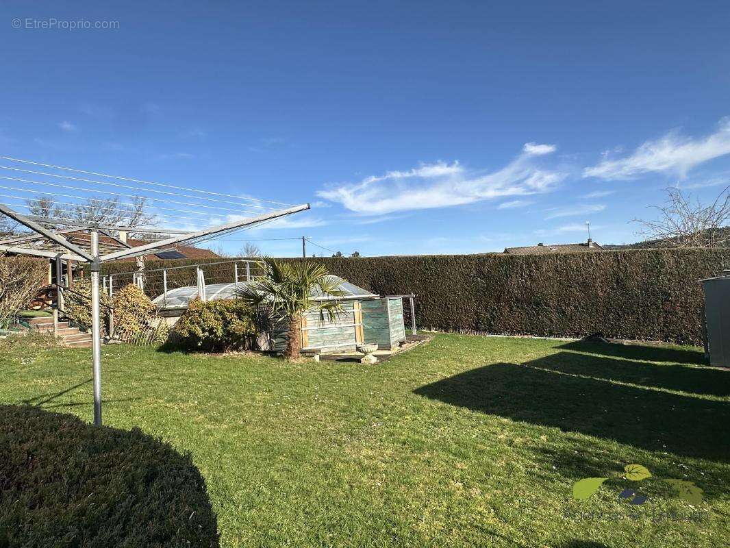 Maison à PEYRAT-LE-CHATEAU