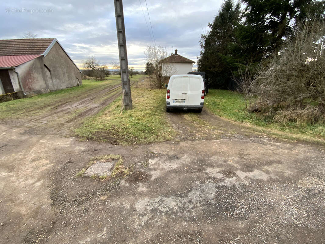 Terrain à FROIDECONCHE