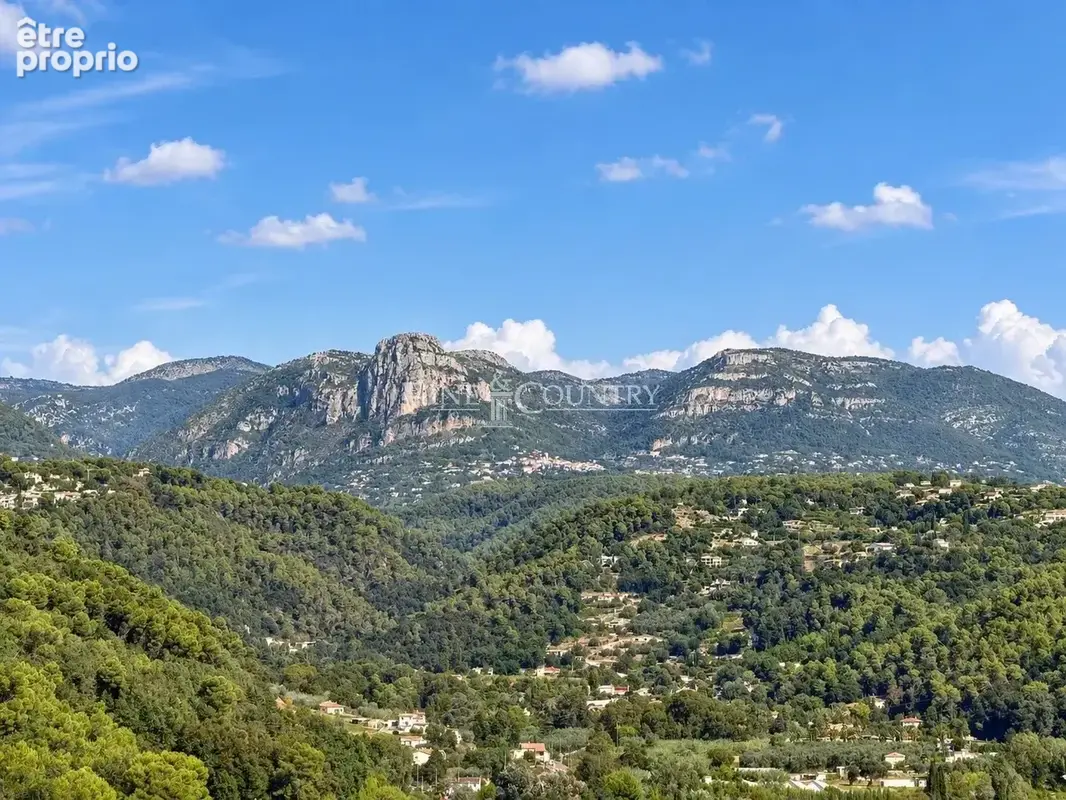À Vendre Maison Familiale avec Vue Panoramique - Cagnes-sur-Mer - photo 2
