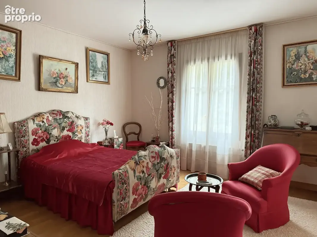 BOUILLY - Magnifique maison 5 chambres 186m2 - photo 6