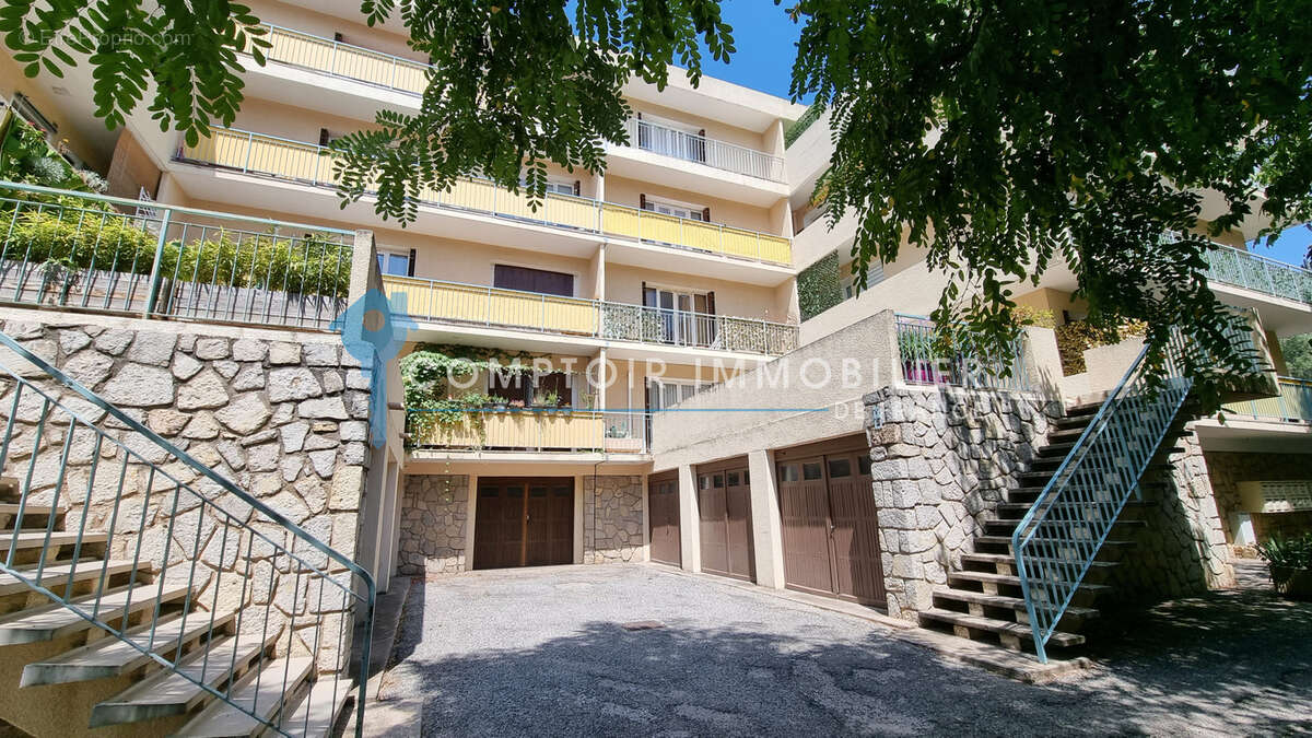 Appartement à DRAGUIGNAN