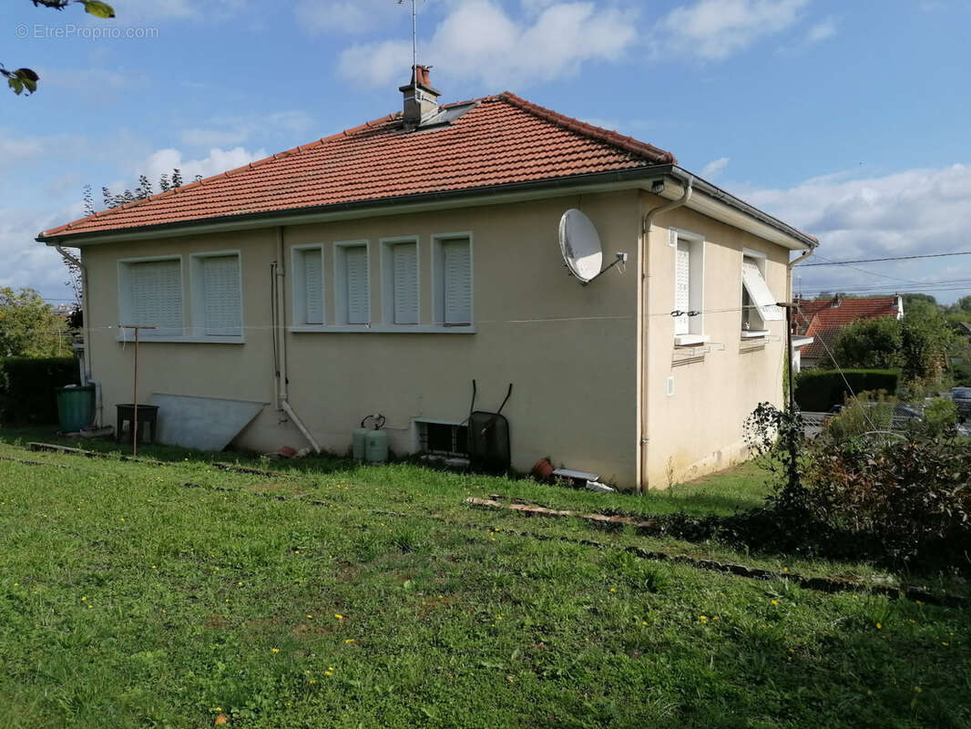 Maison à SEVREY
