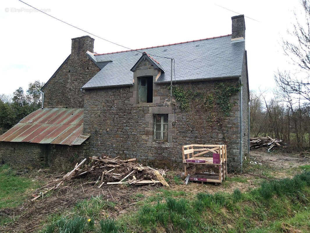 Maison à LE TRONCHET