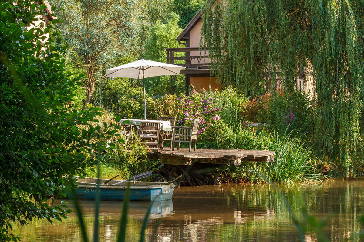 MANCHE : Maison de 3 chambres, gîte, lac et terrain dans un magnifique cadre champêtre. - photo 4