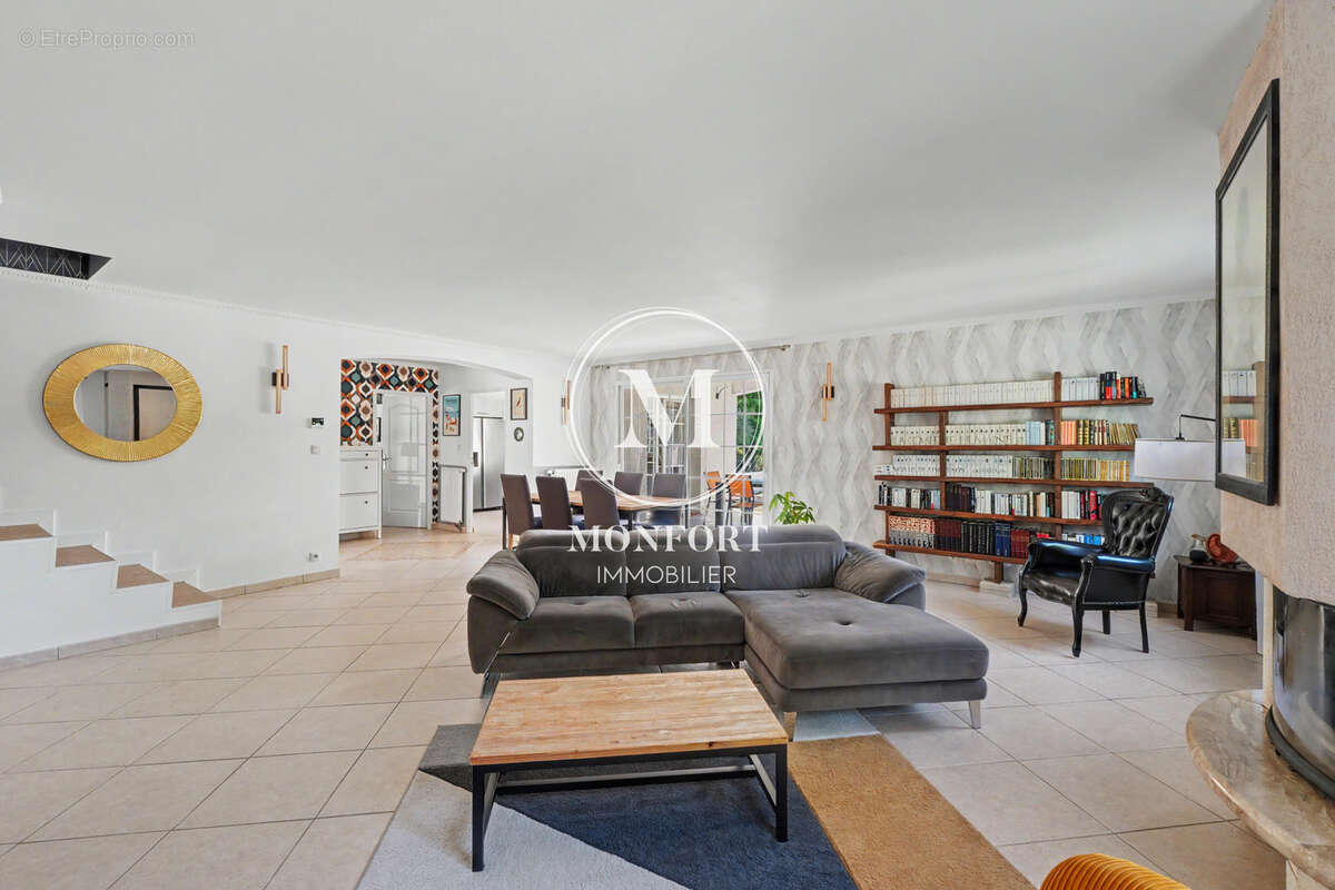 Villa familiale avec T1 indépendant, piscine. - photo 12