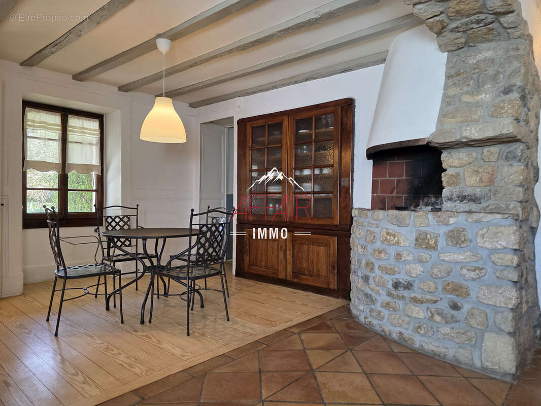 Maison à ARCHAMPS