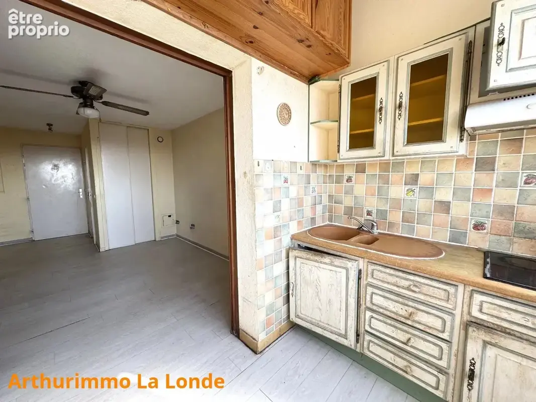 Studio 25 m² env. – dernier étage – vue dégagée – parking - photo 3