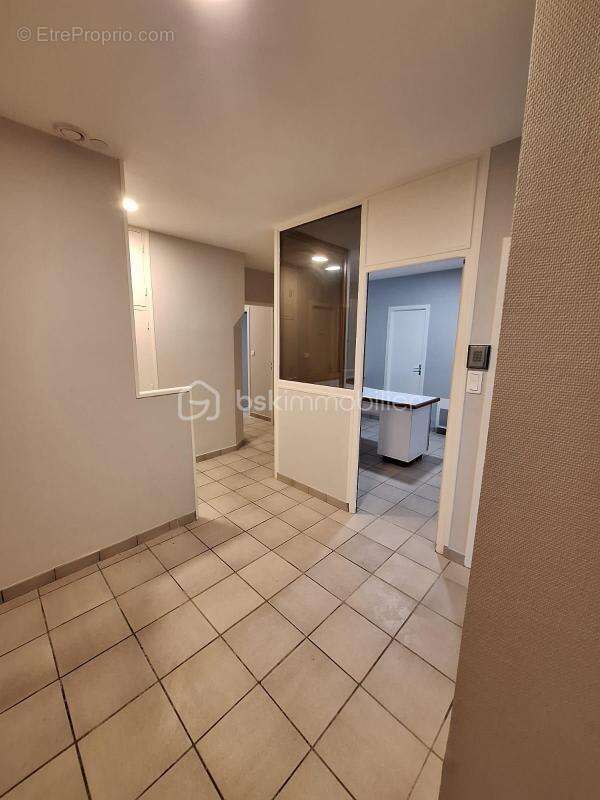 Commerce à PITHIVIERS