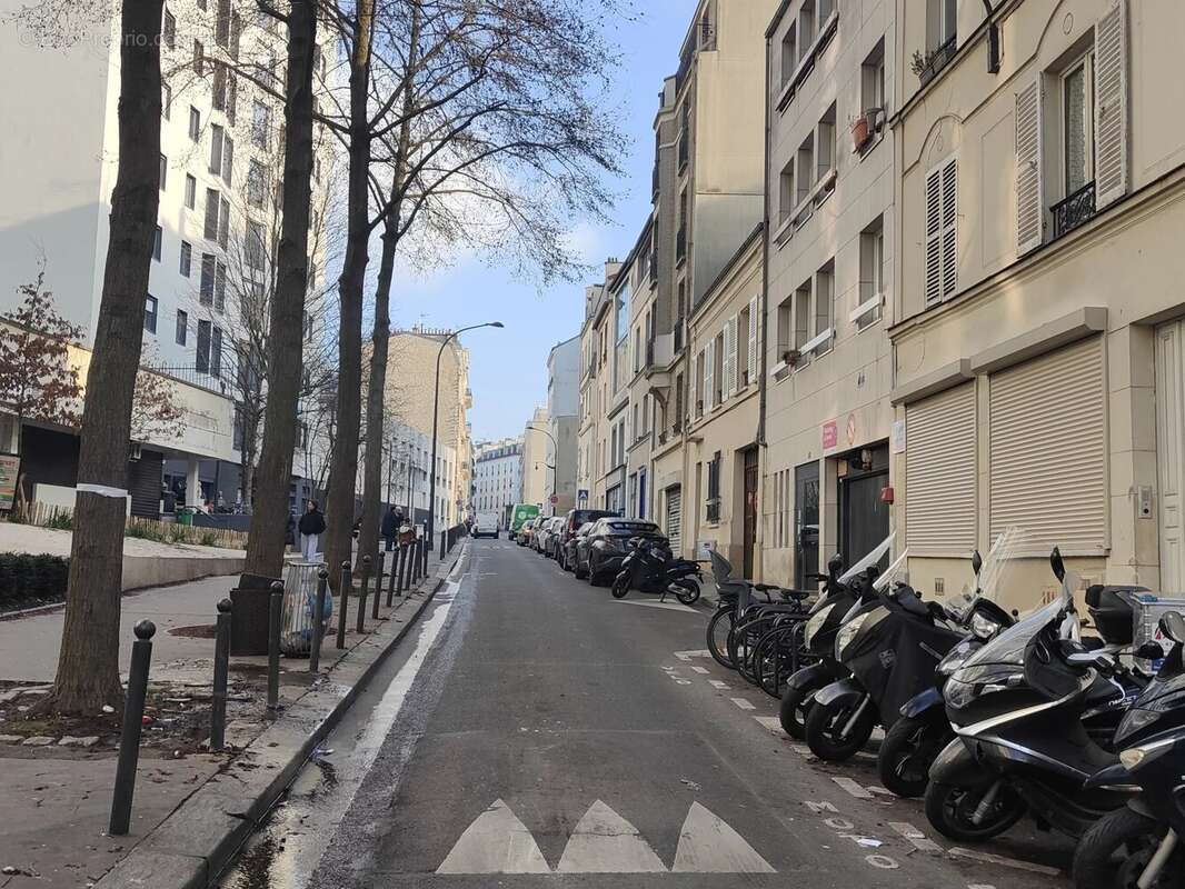 Appartement à PARIS-20E