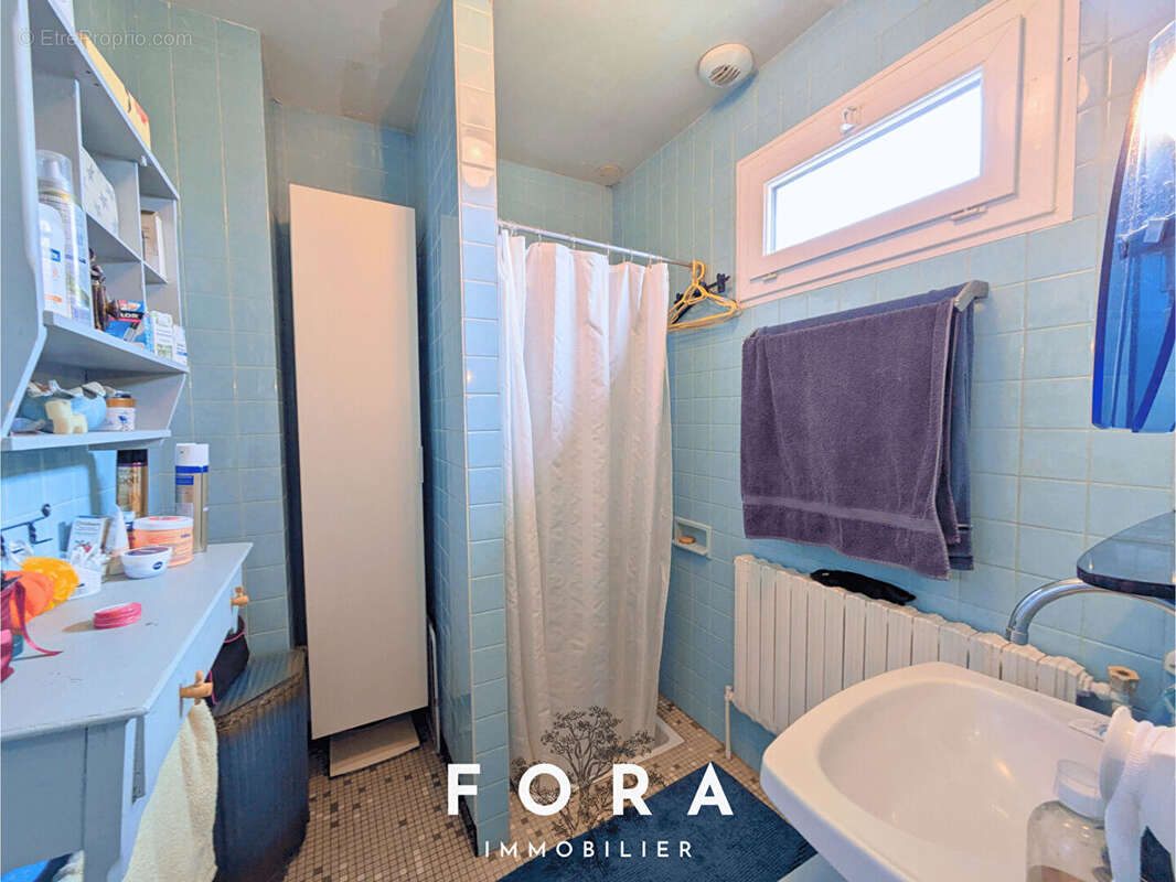 Maison à SAINT-CLAIR-DE-HALOUZE