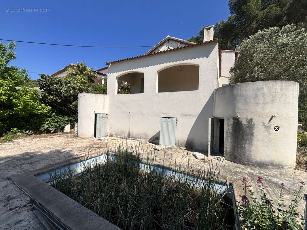 Maison à ENSUES-LA-REDONNE