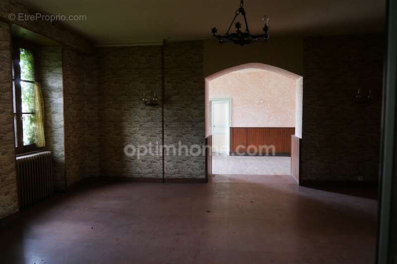 Maison à CHENERAILLES