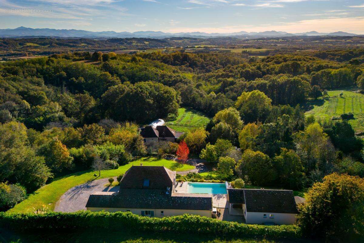 Maison à SALIES-DE-BEARN