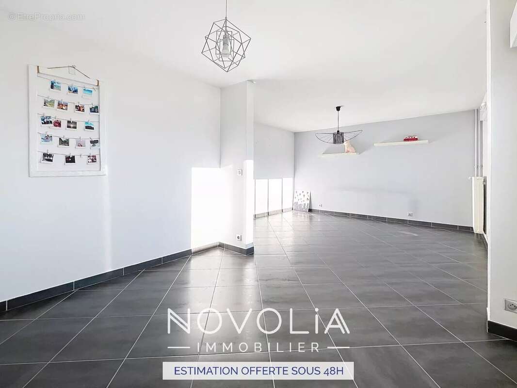 Appartement à LYON-8E