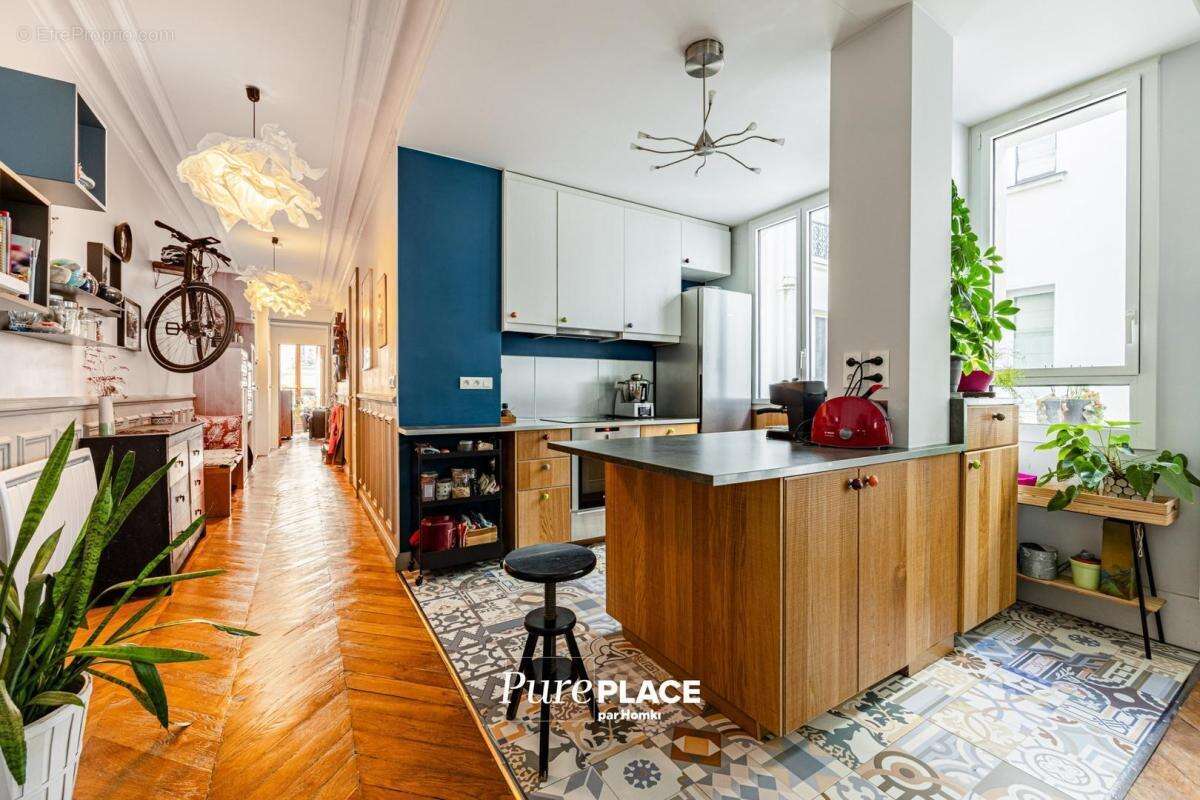 Appartement à PARIS-9E