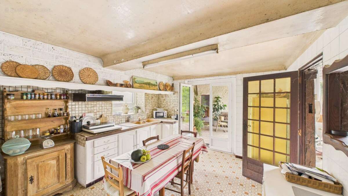 Maison à MIMBASTE