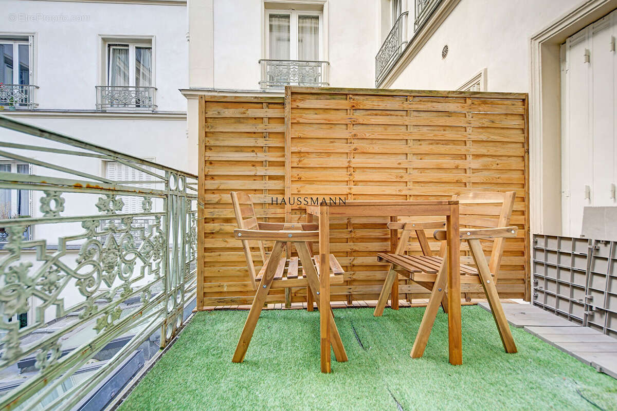 Appartement à PARIS-9E