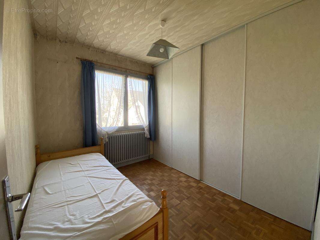 Maison à ROSNY-SUR-SEINE