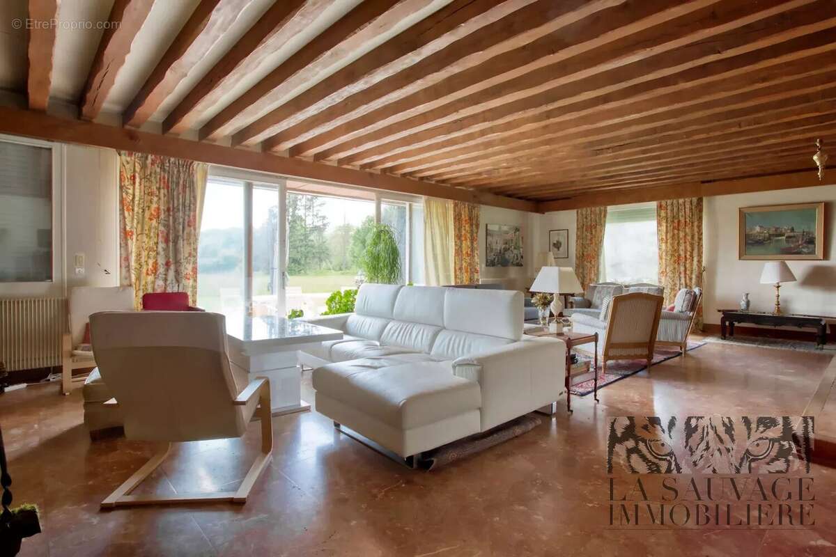 Maison à GRETZ-ARMAINVILLIERS