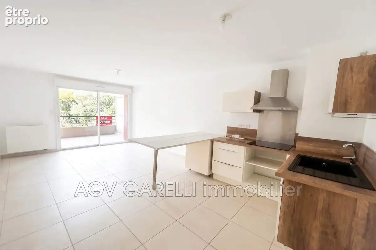 Appartement 2 pièces 40 m² à vendre à Toulon (83000) - photo 1