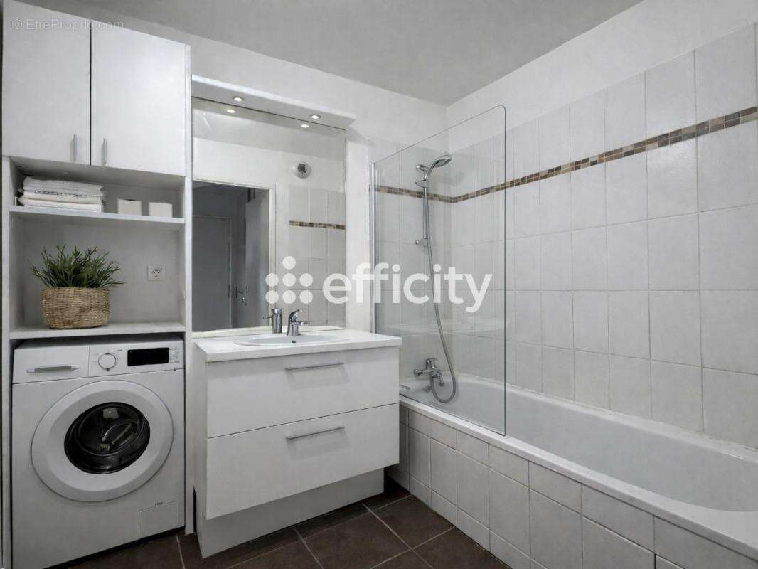 Appartement à VIGNEUX-SUR-SEINE