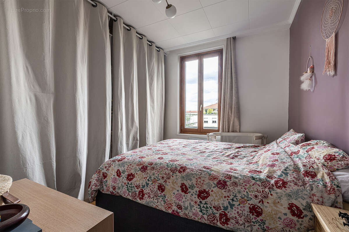 Appartement à LYON-8E