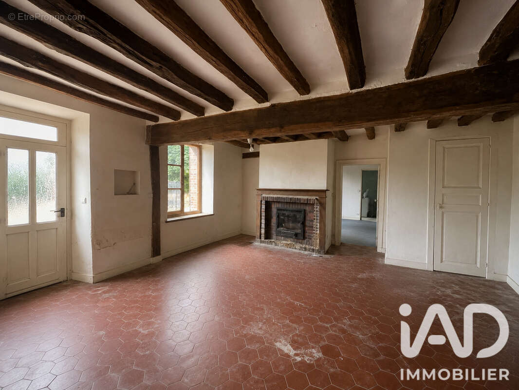 Maison 82 m² à Tremblay-Les-Villages  - photo 8