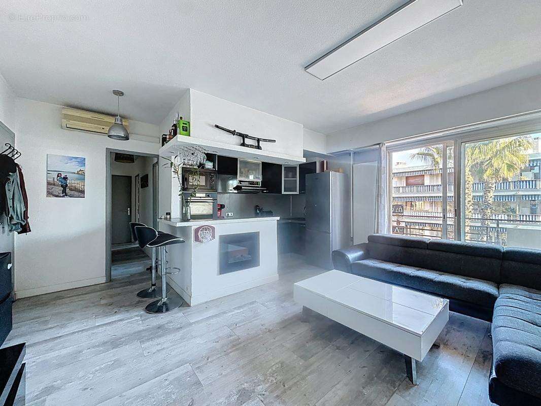 Appartement à CAGNES-SUR-MER